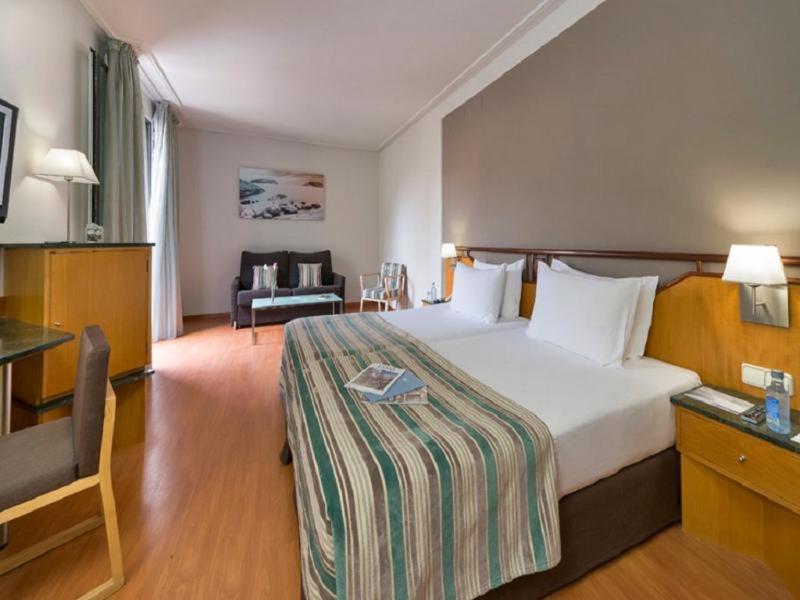 Eurostars Mediterranea Plaza Alicante Room photo