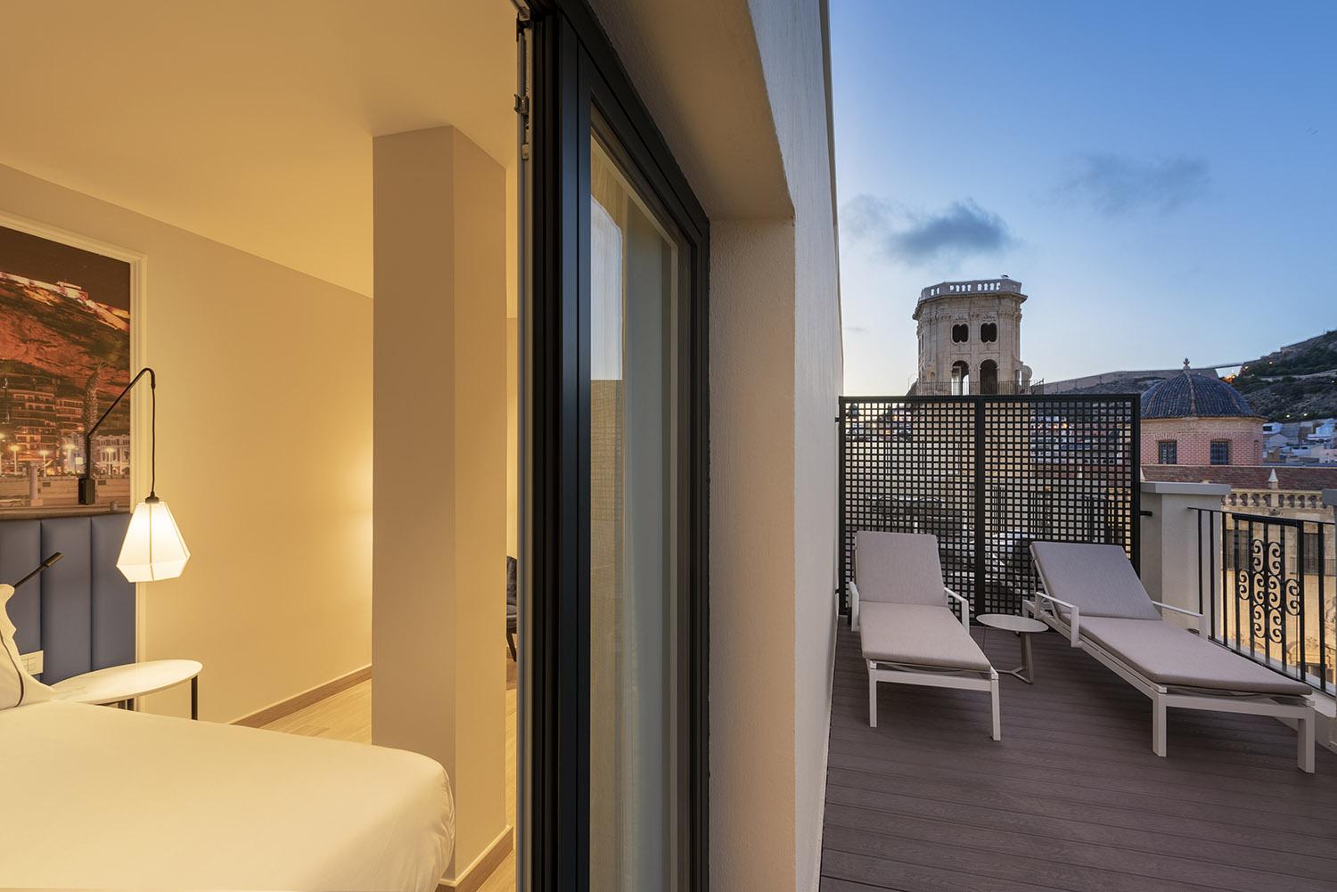 Eurostars Mediterranea Plaza Alicante Exterior photo